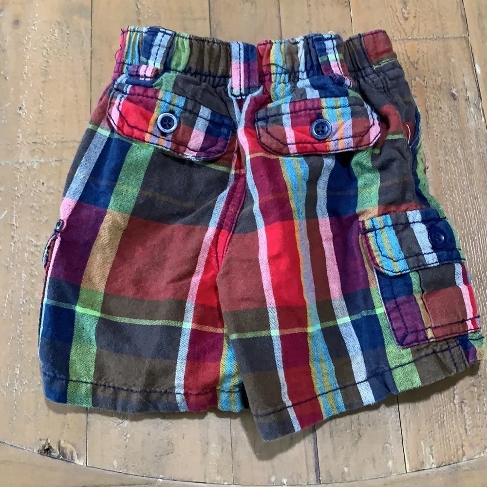 4/$20 gap plaid shorts